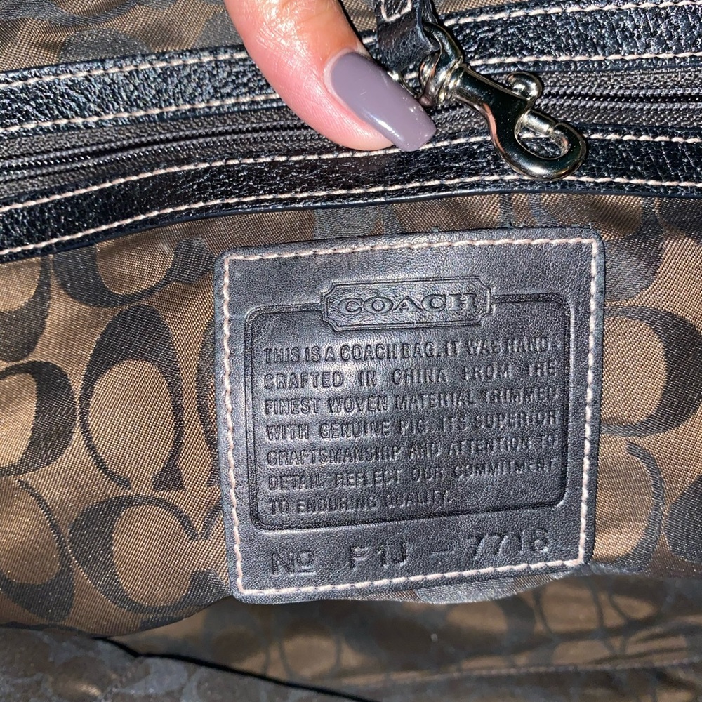 Coach purse - Picture 4 of 5